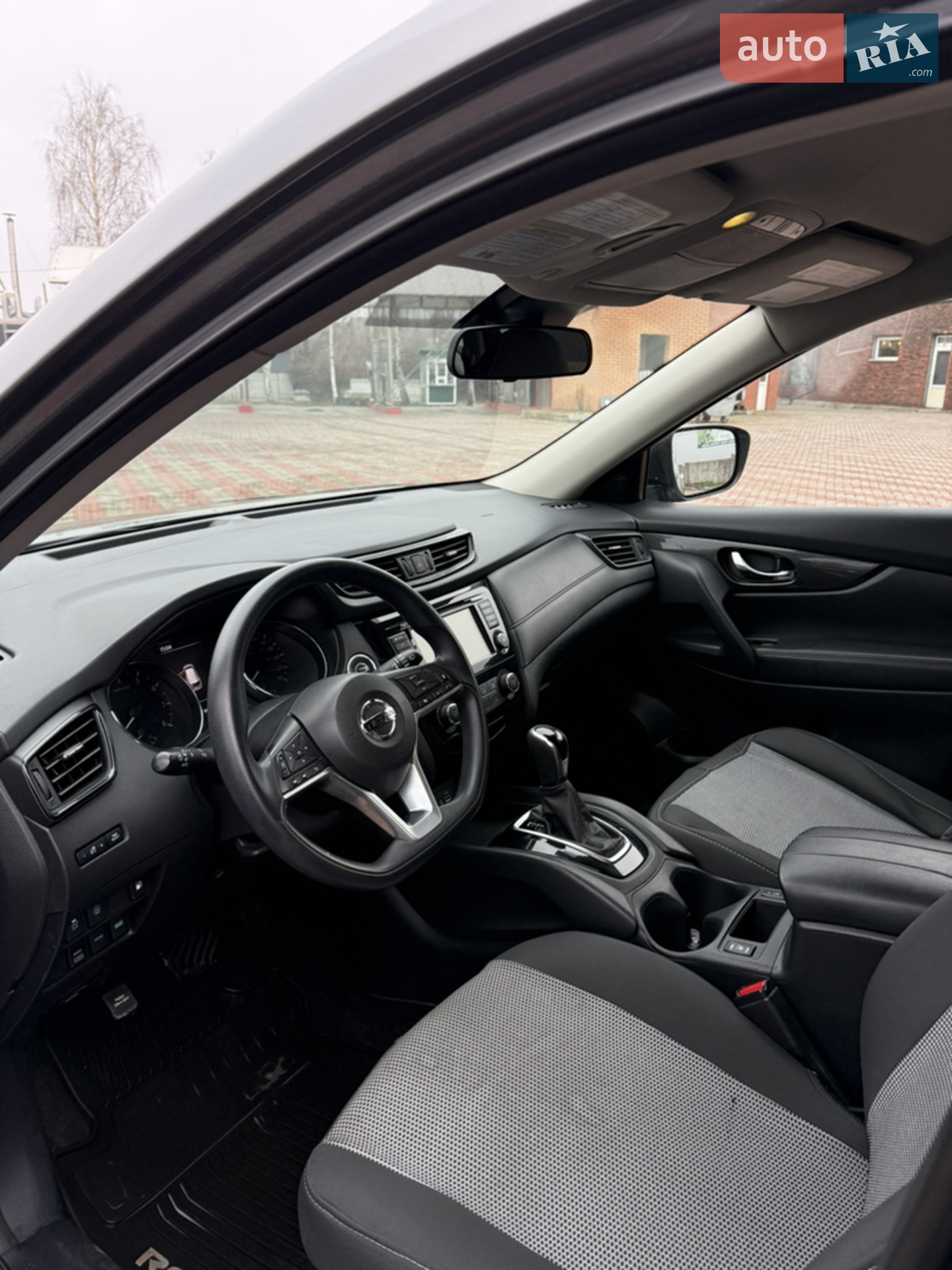 2018 Nissan Rogue - мініатюра 20