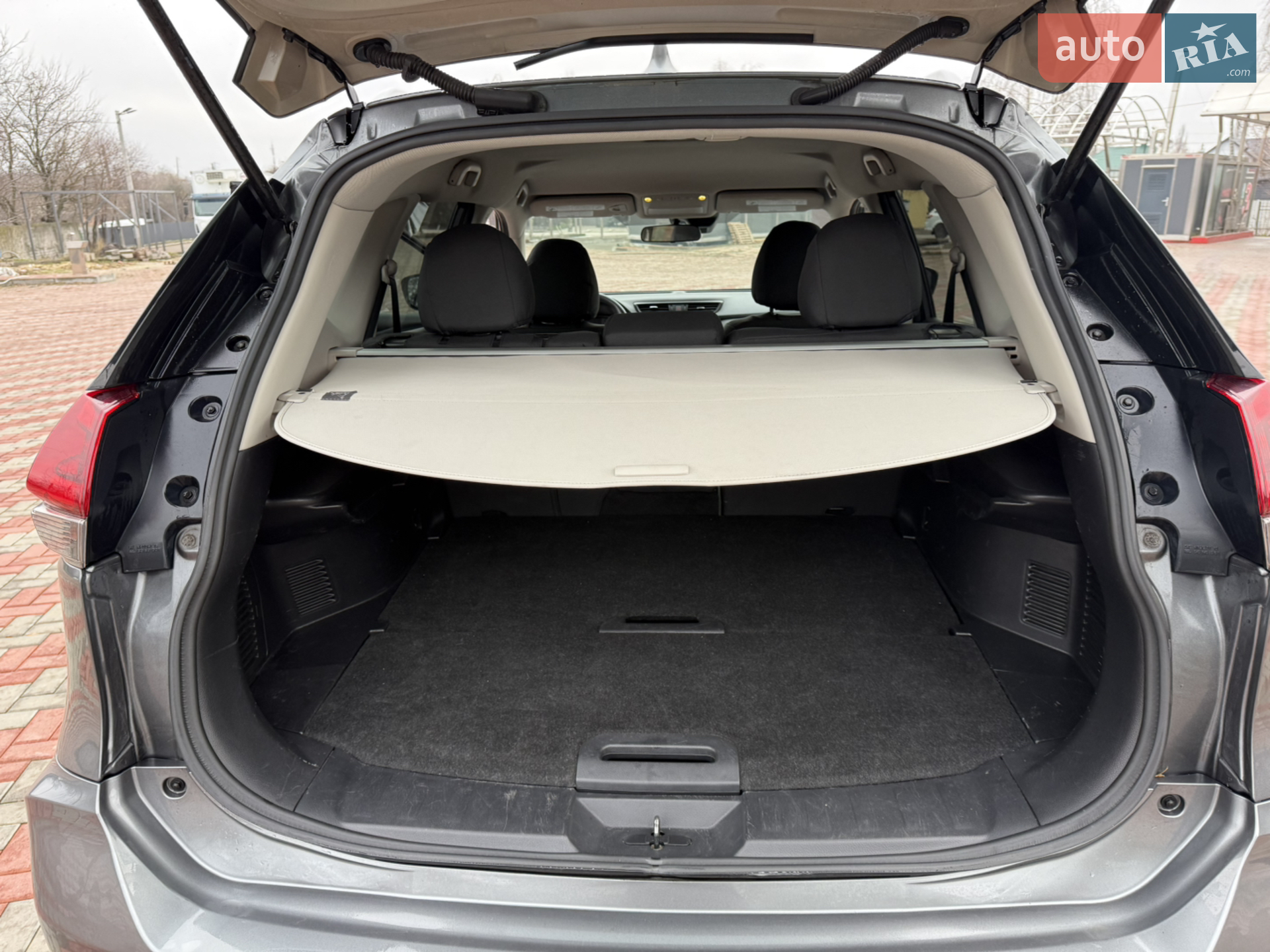 2018 Nissan Rogue - мініатюра 25
