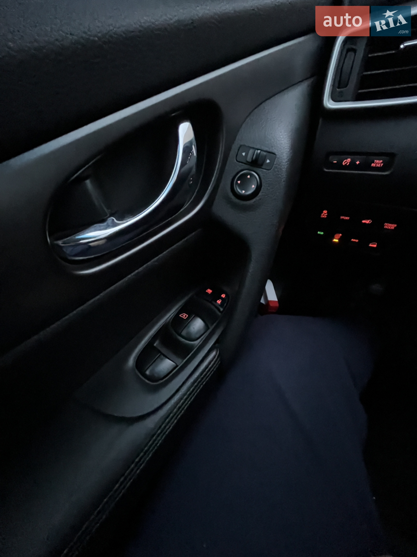 2016 Nissan Rogue - мініатюра 34