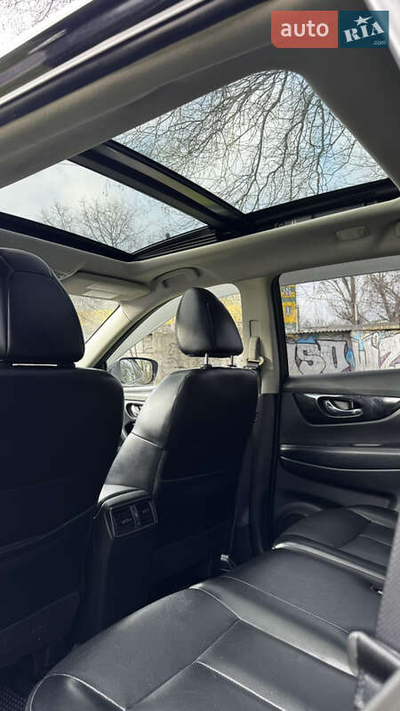 Позашляховик / Кросовер Nissan Rogue 2017 в Одесі