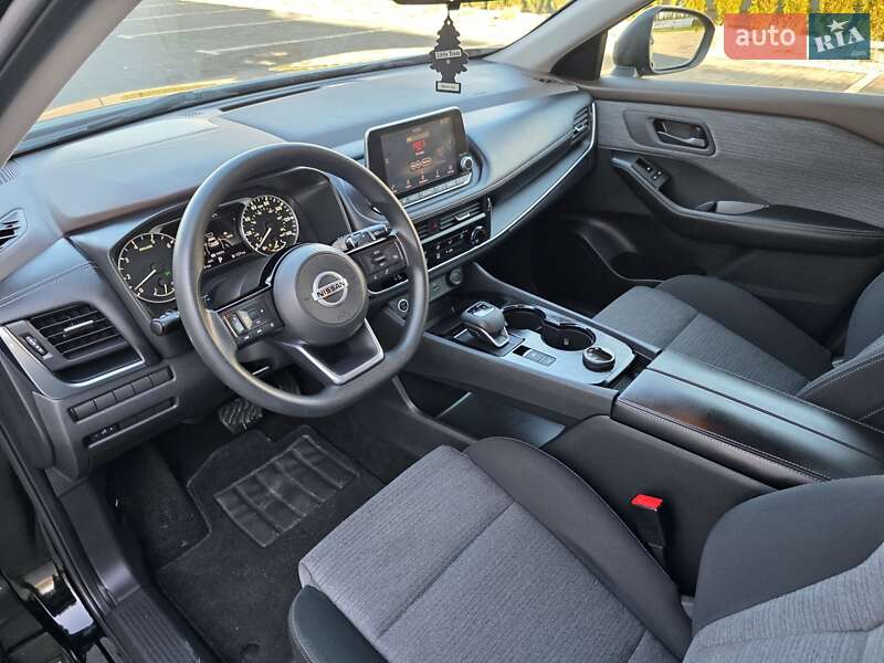 Позашляховик / Кросовер Nissan Rogue 2021 в Луцьку