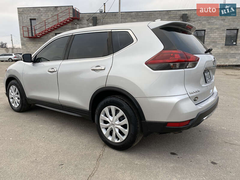 Позашляховик / Кросовер Nissan Rogue 2020 в Кременчуці