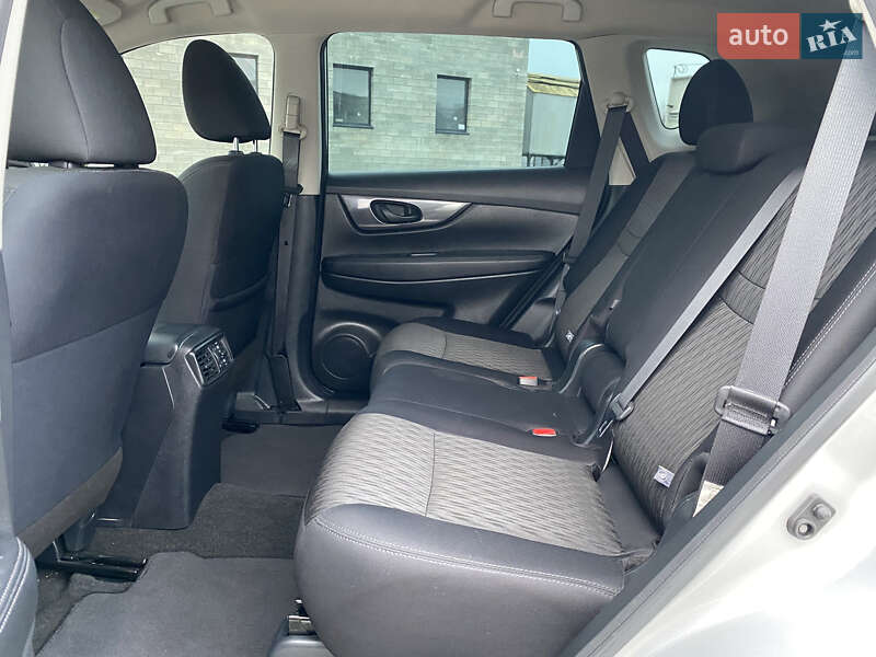 Позашляховик / Кросовер Nissan Rogue 2020 в Кременчуці