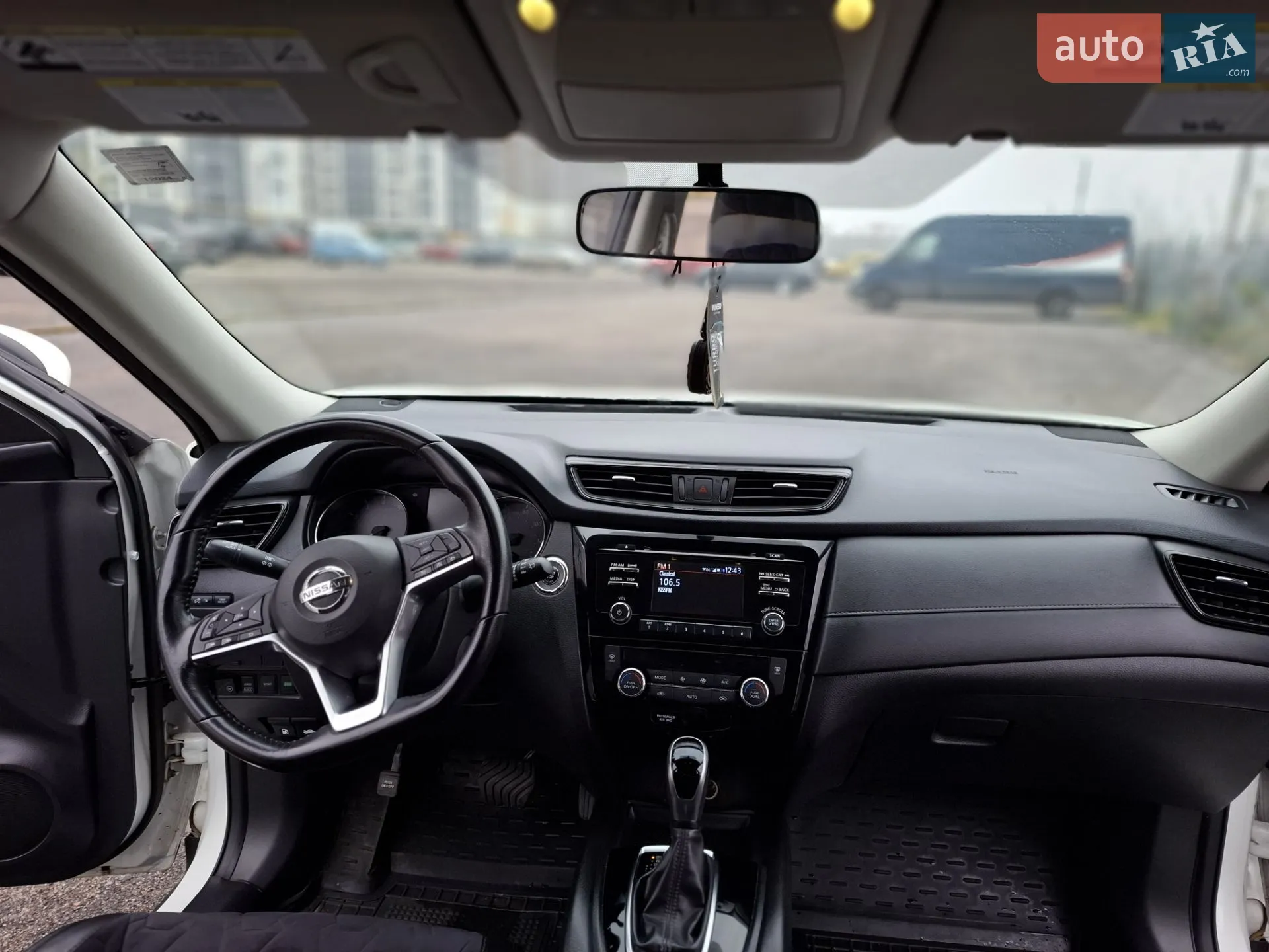 2017 Nissan Rogue - мініатюра 15