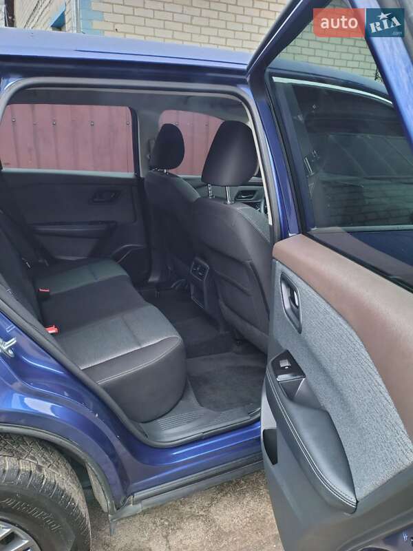 Позашляховик / Кросовер Nissan Rogue 2021 в Чернігові