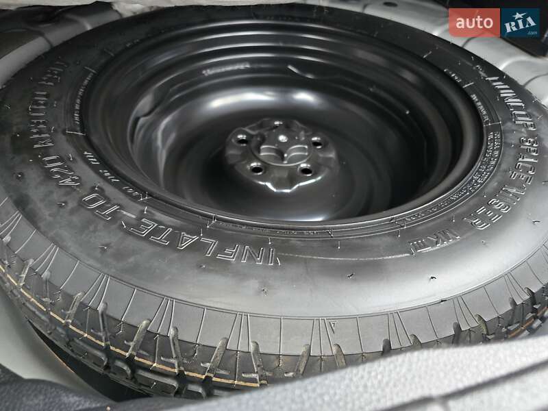 Позашляховик / Кросовер Nissan Rogue 2017 в Мукачевому