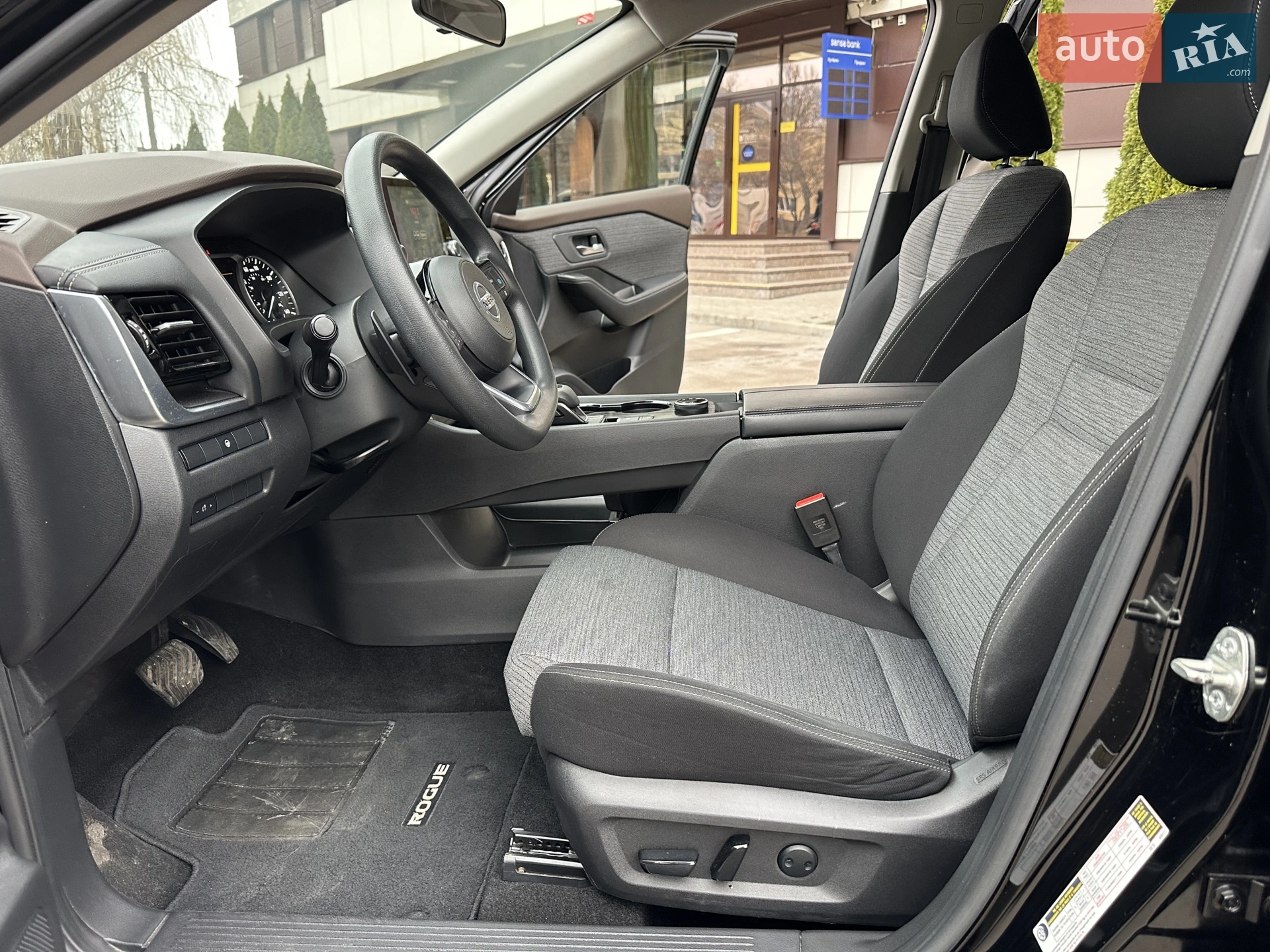 2020 Nissan Rogue - мініатюра 22
