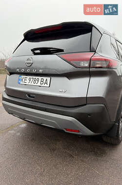 Позашляховик / Кросовер Nissan Rogue 2022 в Кам'янському