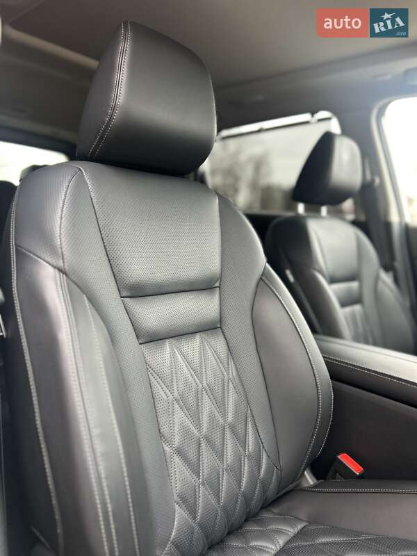 Внедорожник / Кроссовер Nissan Rogue 2022 в Львове