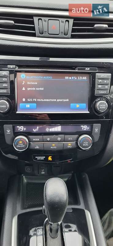 Внедорожник / Кроссовер Nissan Rogue 2016 в Днепре