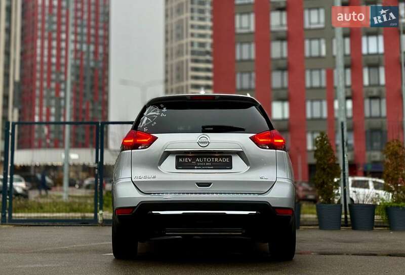 Внедорожник / Кроссовер Nissan Rogue 2017 в Киеве