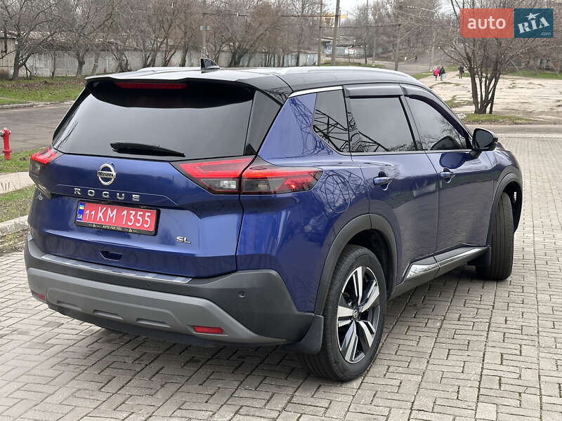 Позашляховик / Кросовер Nissan Rogue 2021 в Запоріжжі