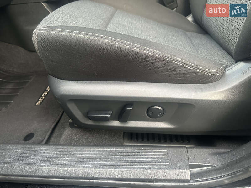 Внедорожник / Кроссовер Nissan Rogue 2022 в Львове