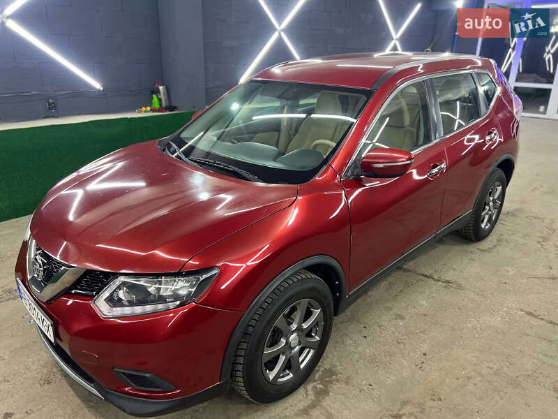 Позашляховик / Кросовер Nissan Rogue 2014 в Києві