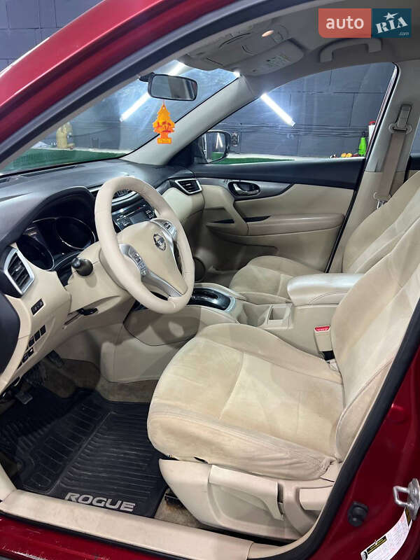 Позашляховик / Кросовер Nissan Rogue 2014 в Києві