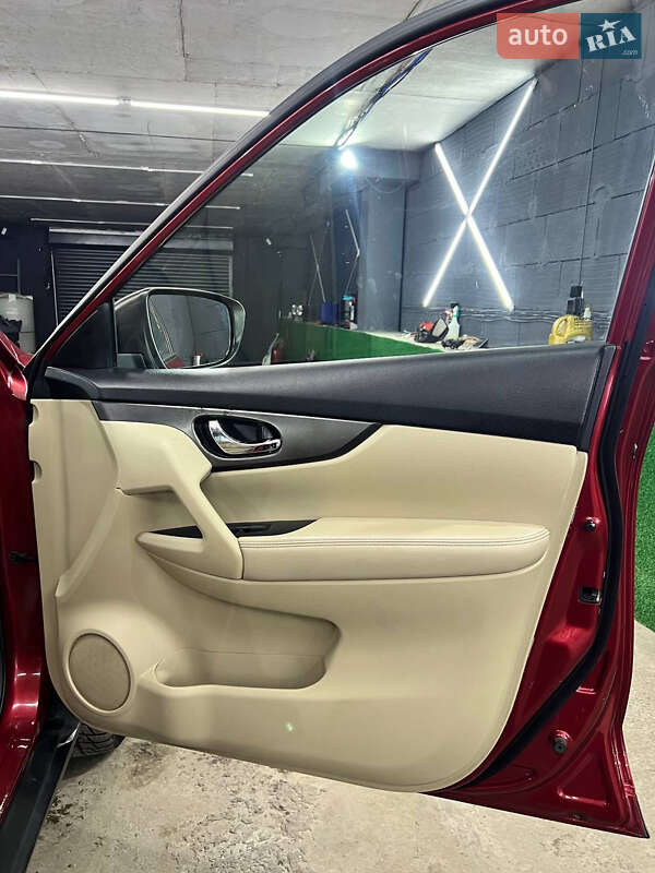 Позашляховик / Кросовер Nissan Rogue 2014 в Києві