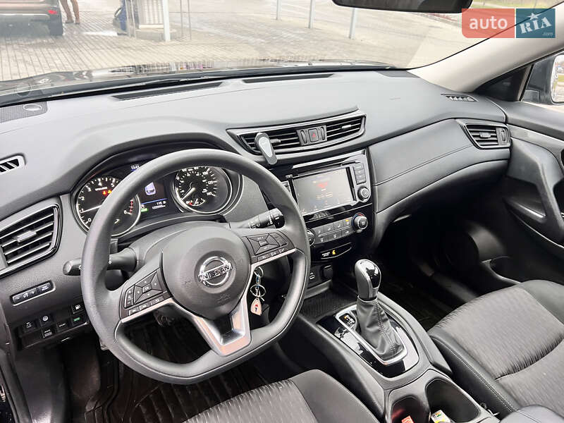Внедорожник / Кроссовер Nissan Rogue 2019 в Киеве