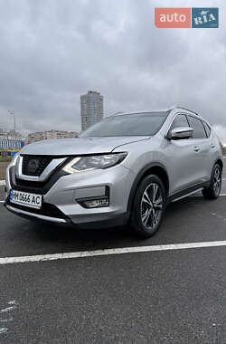Внедорожник / Кроссовер Nissan Rogue 2019 в Киеве