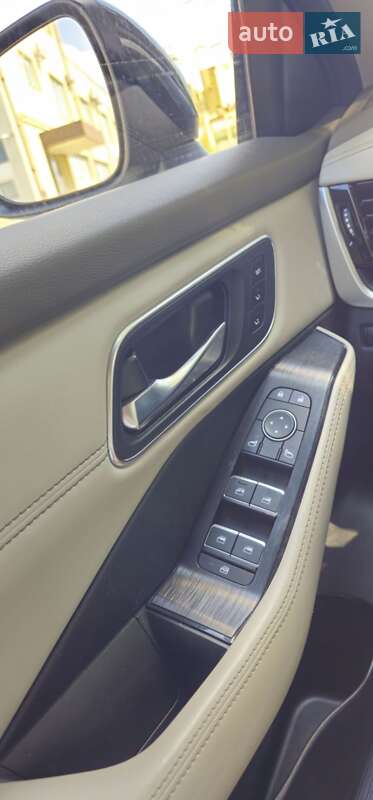 Внедорожник / Кроссовер Nissan Rogue 2021 в Киеве