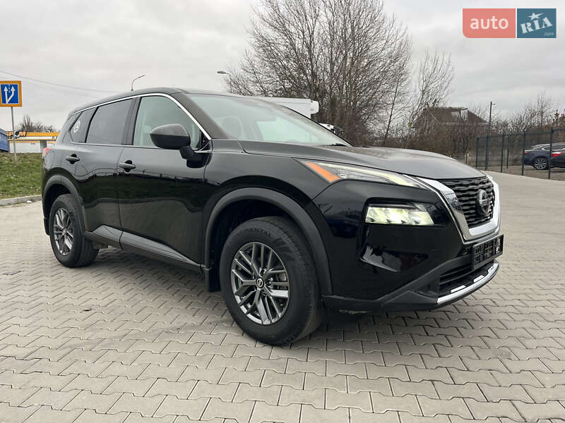 Внедорожник / Кроссовер Nissan Rogue 2020 в Виннице