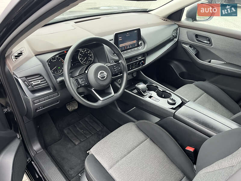 Внедорожник / Кроссовер Nissan Rogue 2020 в Виннице