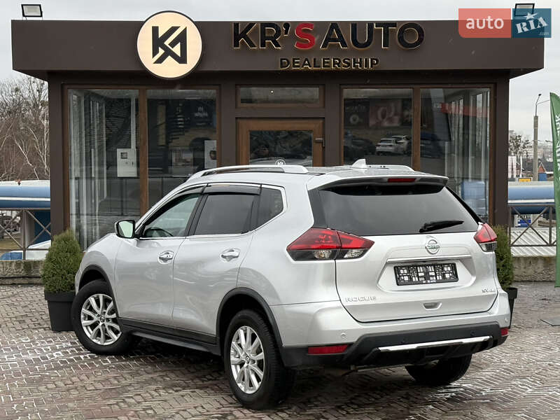 Внедорожник / Кроссовер Nissan Rogue 2018 в Харькове