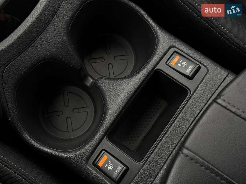 Внедорожник / Кроссовер Nissan Rogue 2018 в Харькове