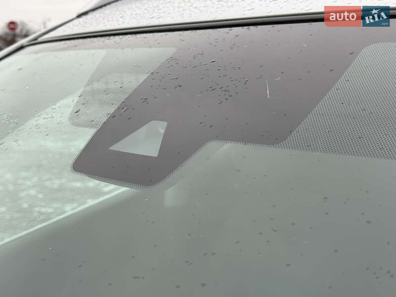 Внедорожник / Кроссовер Nissan Rogue 2018 в Харькове