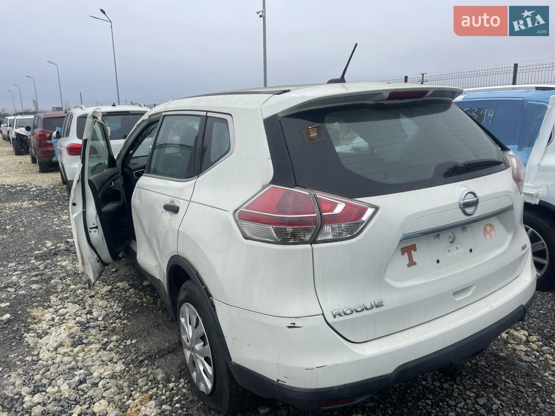 2016 Nissan Rogue - мініатюра 2