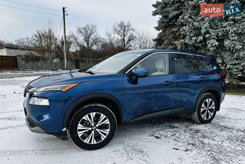 Внедорожник / Кроссовер Nissan Rogue 2021 в Лубнах