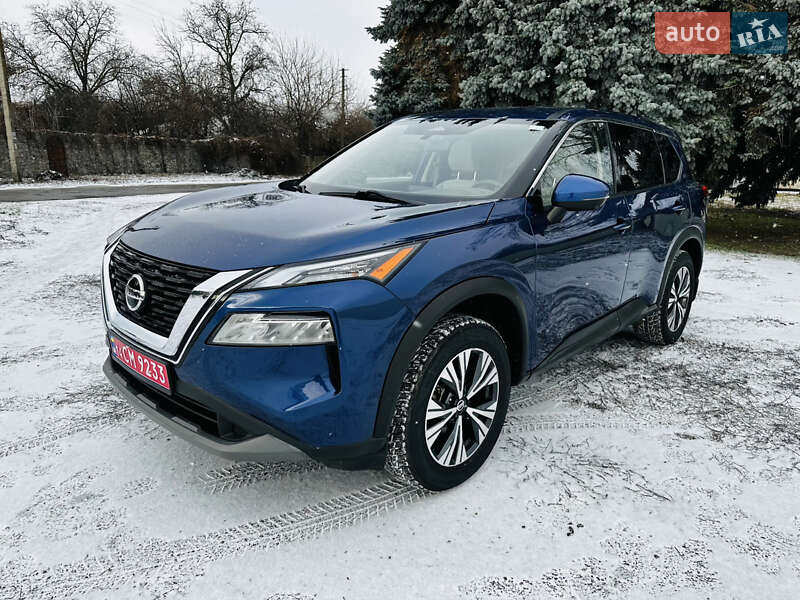 Внедорожник / Кроссовер Nissan Rogue 2021 в Лубнах