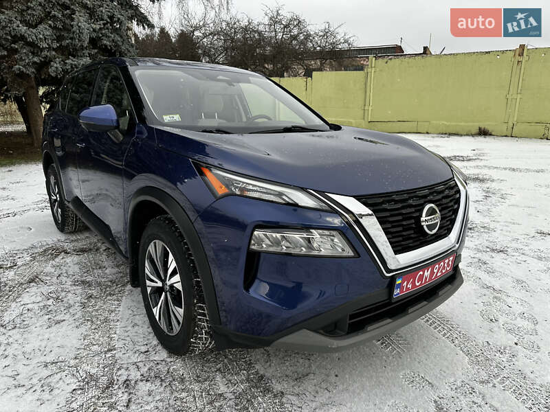 Внедорожник / Кроссовер Nissan Rogue 2021 в Лубнах