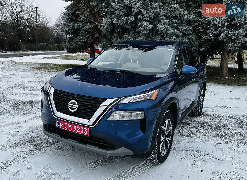 Внедорожник / Кроссовер Nissan Rogue 2021 в Лубнах