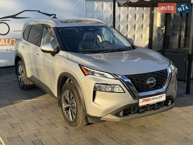 Позашляховик / Кросовер Nissan Rogue 2020 в Києві