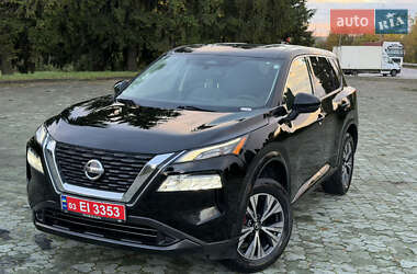 Внедорожник / Кроссовер Nissan Rogue 2021 в Дубно