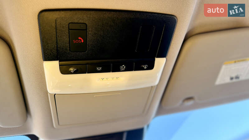 Позашляховик / Кросовер Nissan Rogue 2020 в Києві