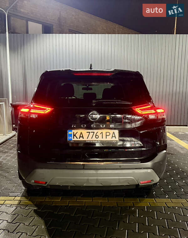 Позашляховик / Кросовер Nissan Rogue 2020 в Києві