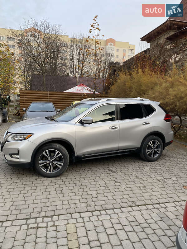 Позашляховик / Кросовер Nissan Rogue 2016 в Кам'янець-Подільському фото 4 Позашляховик / Кросовер Nissan Rogue 2016 в Кам'янець-Подільському