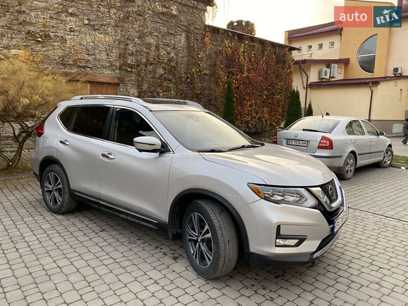 Позашляховик / Кросовер Nissan Rogue 2016 в Кам'янець-Подільському фото 7 Позашляховик / Кросовер Nissan Rogue 2016 в Кам'янець-Подільському