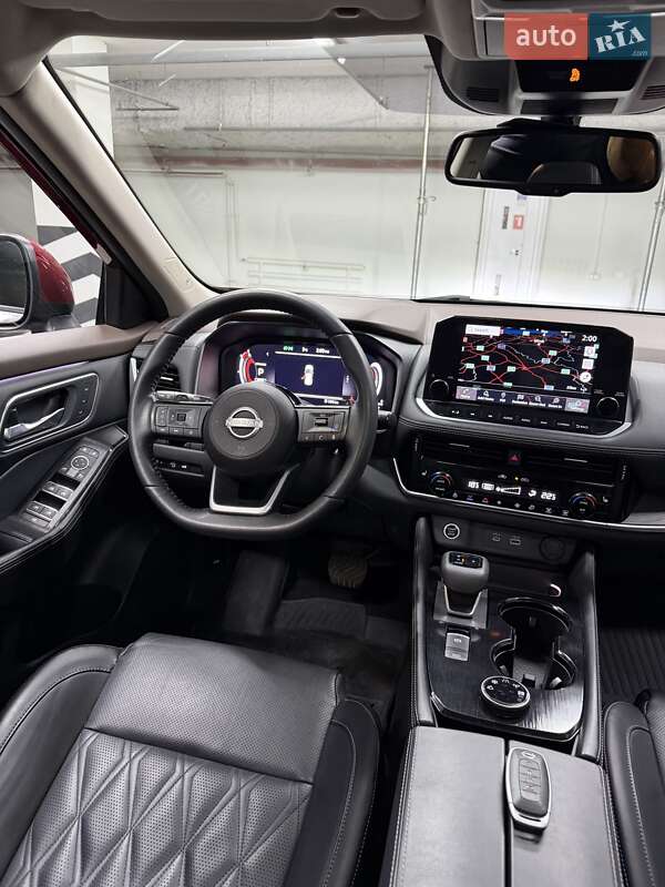 Позашляховик / Кросовер Nissan Rogue 2023 в Києві