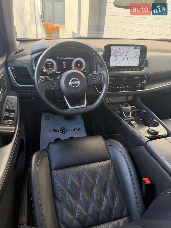 Позашляховик / Кросовер Nissan Rogue 2023 в Києві