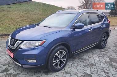 Внедорожник / Кроссовер Nissan Rogue 2018 в Дубно