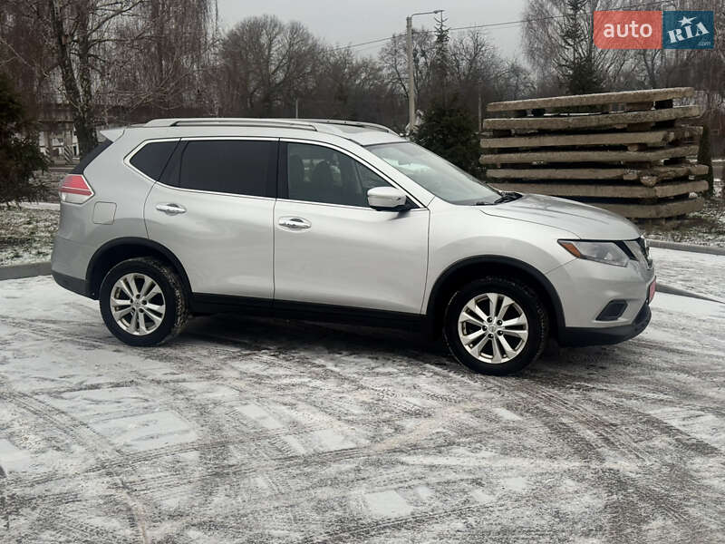 Позашляховик / Кросовер Nissan Rogue 2015 в Лубнах фото 4 Позашляховик / Кросовер Nissan Rogue 2015 в Лубнах