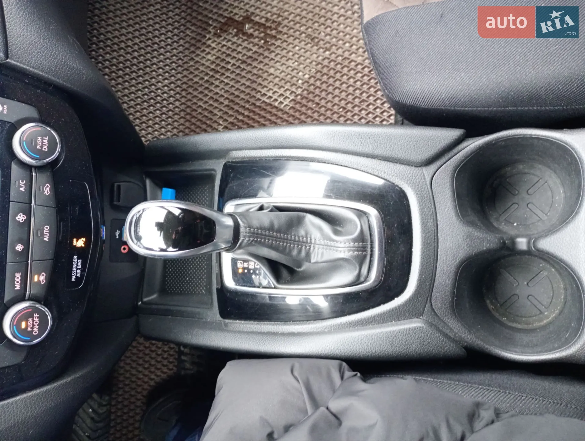 2019 Nissan Rogue - мініатюра 5