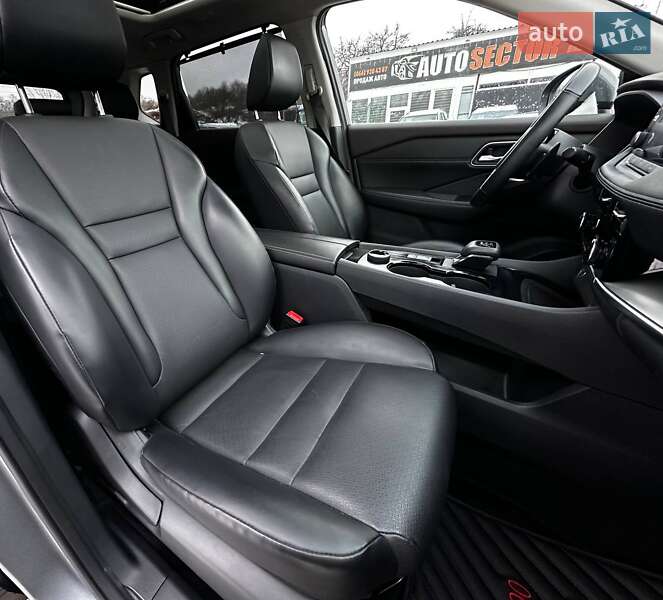 Внедорожник / Кроссовер Nissan Rogue 2021 в Харькове