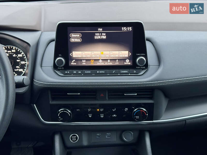 Внедорожник / Кроссовер Nissan Rogue 2023 в Киеве