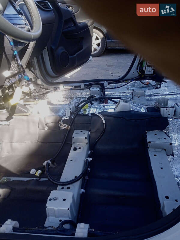 Позашляховик / Кросовер Nissan Rogue 2015 в Шостці фото 20 Позашляховик / Кросовер Nissan Rogue 2015 в Шостці