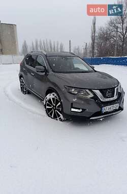 Позашляховик / Кросовер Nissan Rogue 2018 в Харкові