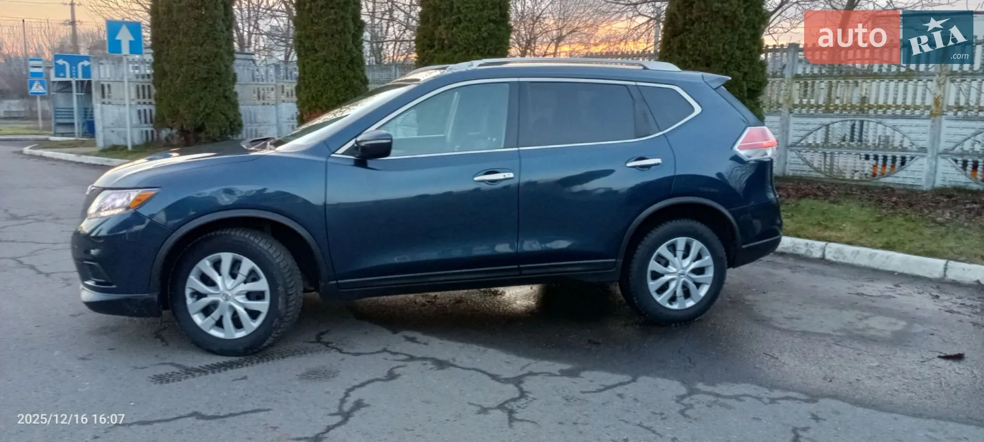 2015 Nissan Rogue - мініатюра 16