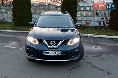 Позашляховик / Кросовер Nissan Rogue 2015 в Рівному